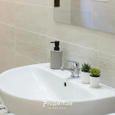 Aura By Propertize - Centro *